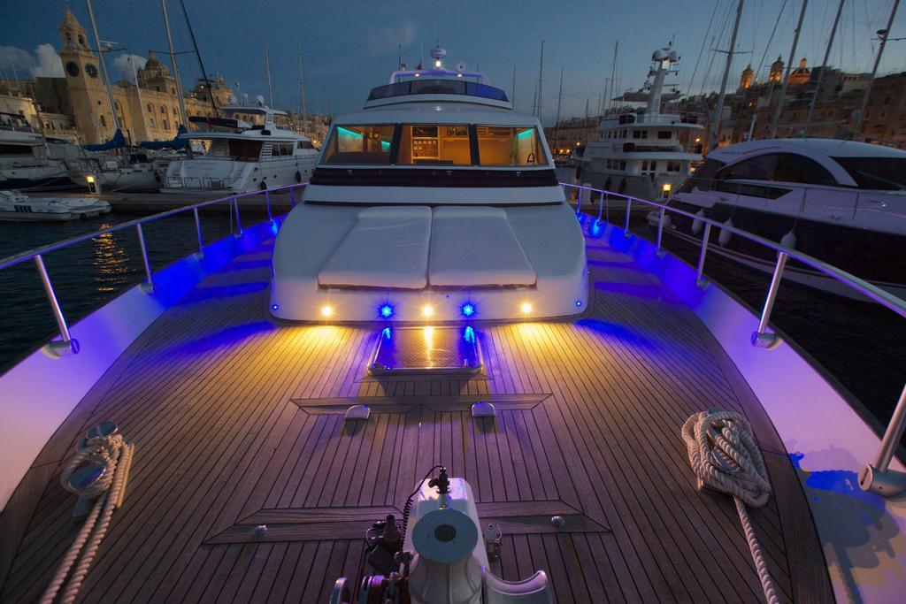Готель Riti Yacht Kalkara Екстер'єр фото